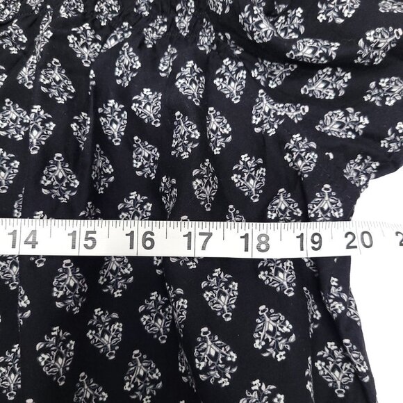 NWT Old Navy Womens Printed Smocked  Long Sleeve V Neck Blouse Size S - Picture 6 of 11
